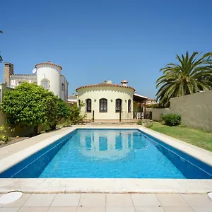 Casa Fluvia Empuriabrava